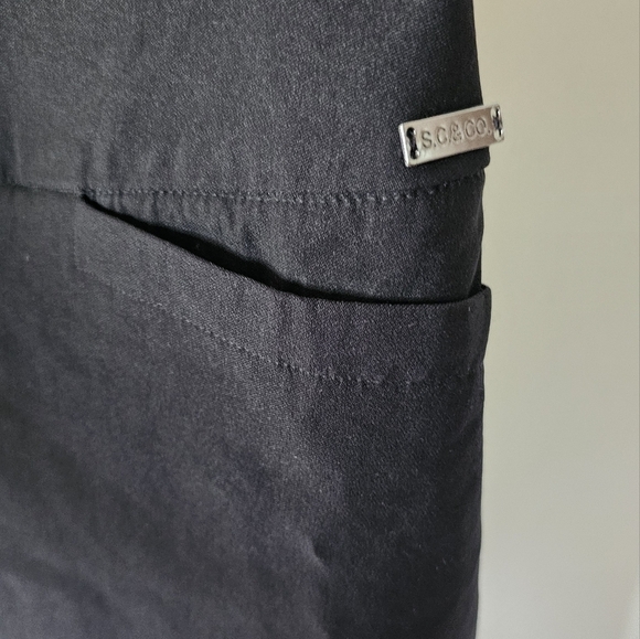 S.C.&CO Black stretchy skort with pockets Size S - Picture 3 of 6